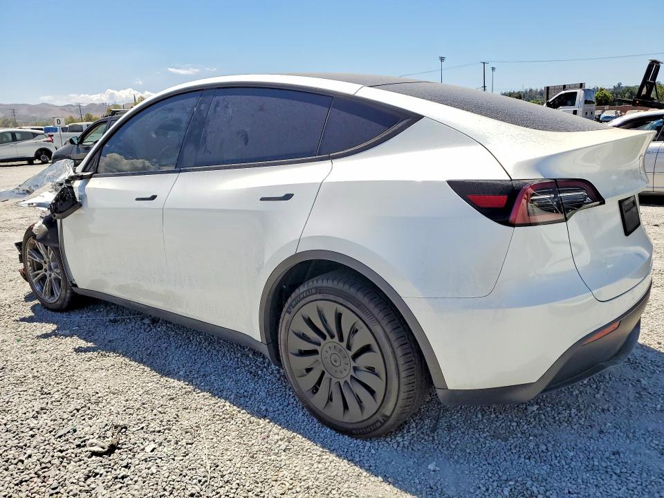 Photo 2 from auction – 2023 TESLA MODEL Y with VIN 7SAYGDEE4PA080151