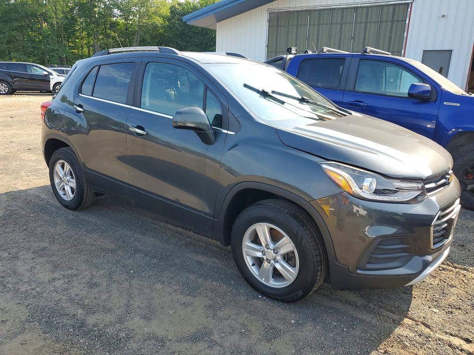 Photo 4 from auction – 2017 CHEVROLET TRAX with VIN 3GNCJPSB1HL281796