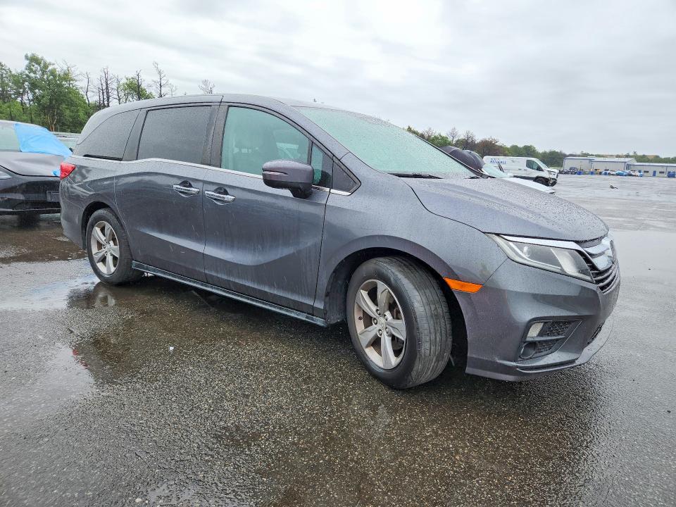 Photo 4 from auction – 2018 HONDA ODYSSEY with VIN 5FNRL6H57JB086234