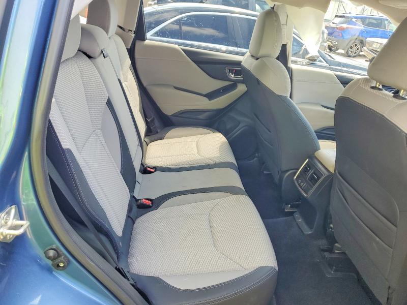 Photo 11 from auction – 2019 SUBARU FORESTER with VIN JF2SKAGC2KH497597