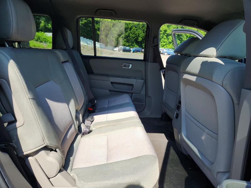 Photo 11 from auction – 2012 HONDA PILOT with VIN 5FNYF4H48CB004643
