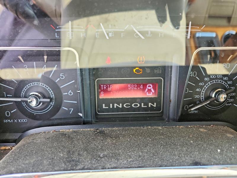 Photo 9 from auction – 2007 LINCOLN NAVIGATOR with VIN 5LMFU28527LJ05375
