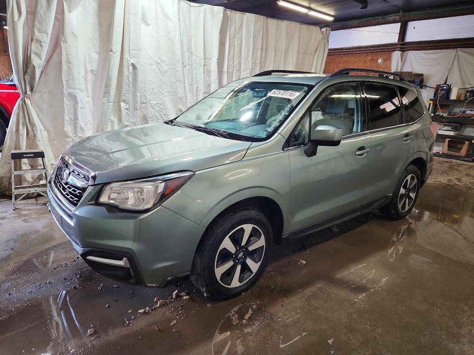 SUBARU FORESTER 2017 с VIN JF2SJAJCXHH407228 - Снимка от търг