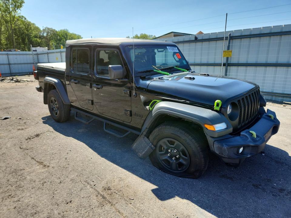 Photo 4 from auction – 2021 JEEP GLADIATOR with VIN 1C6HJTAG4ML510649