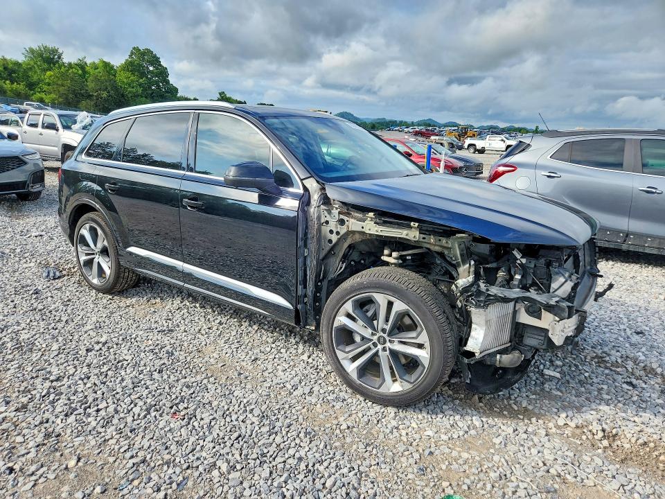 Photo 4 from auction – 2022 AUDI Q7 with VIN WA1LXBF78ND018071