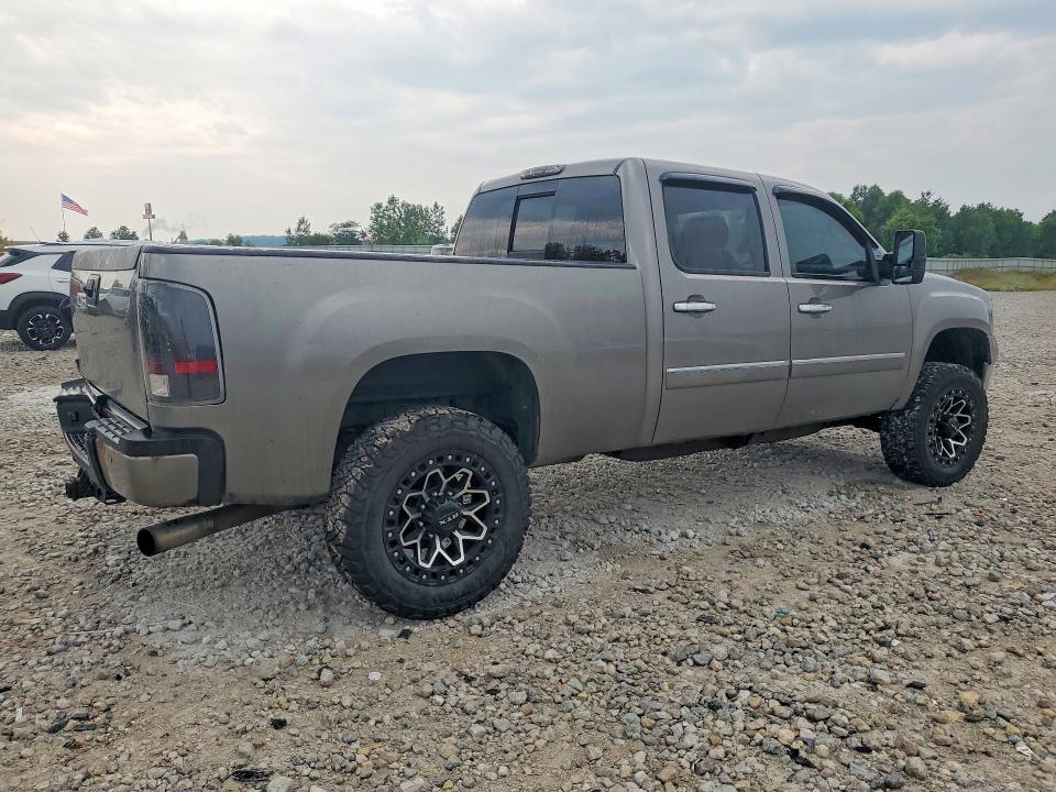 Photo 3 from auction – 2013 GMC SIERRA with VIN 1GT125EG9DF157899