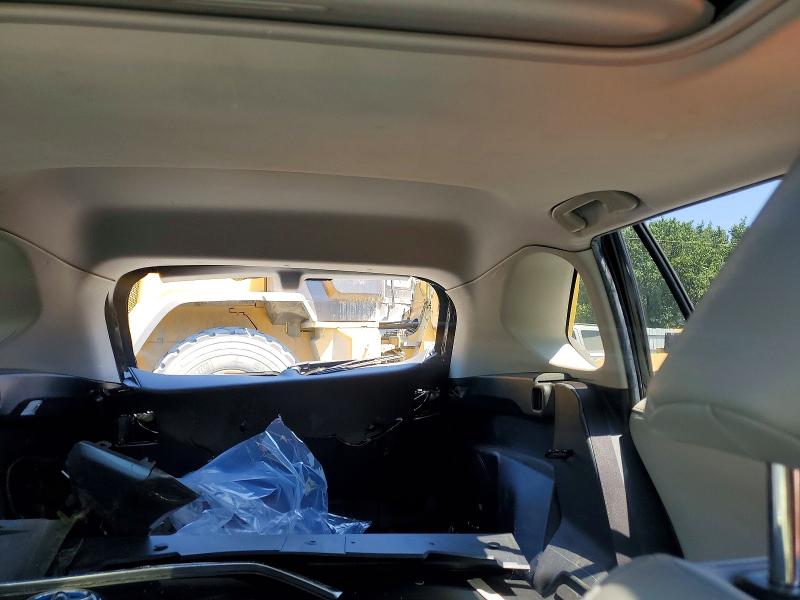 Photo 10 from auction – 2020 TOYOTA RAV4 with VIN JTMD6RFV7LD002266