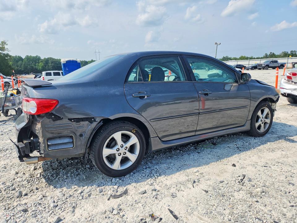 Photo 3 from auction – 2013 TOYOTA COROLLA with VIN 2T1BU4EE0DC991737