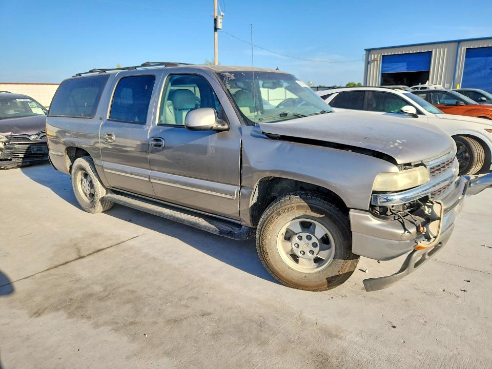 Photo 4 from auction – 2002 CHEVROLET SUBURBAN with VIN 1GNFK16Z02J100104