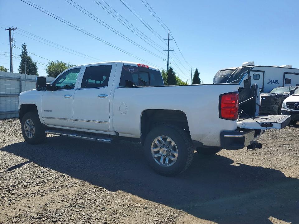 Photo 2 from auction – 2016 CHEVROLET SILVERADO with VIN 1GC4K0E88GF109114