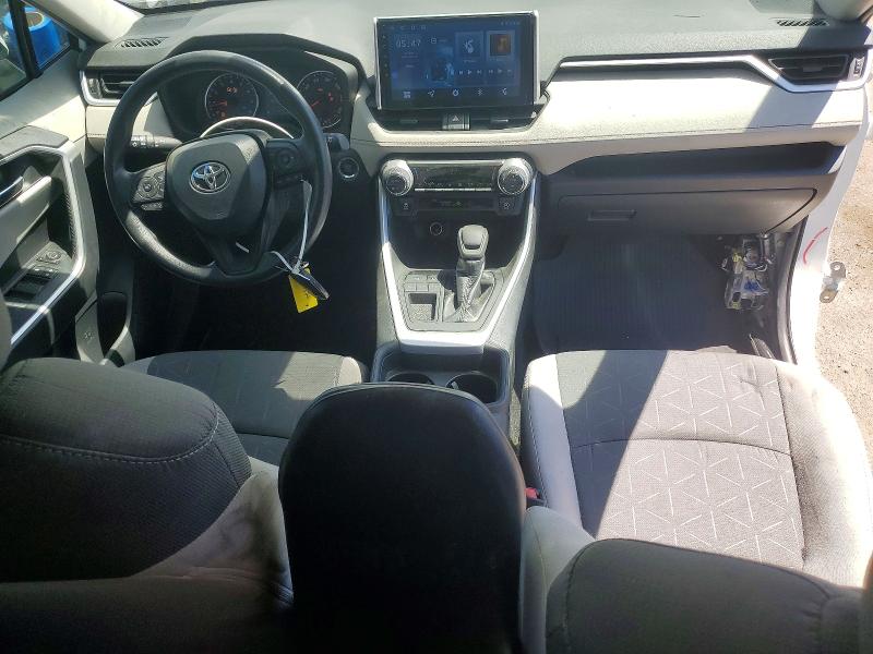 Photo 8 from auction – 2020 TOYOTA RAV4 with VIN 2T3W1RFV2LC061995