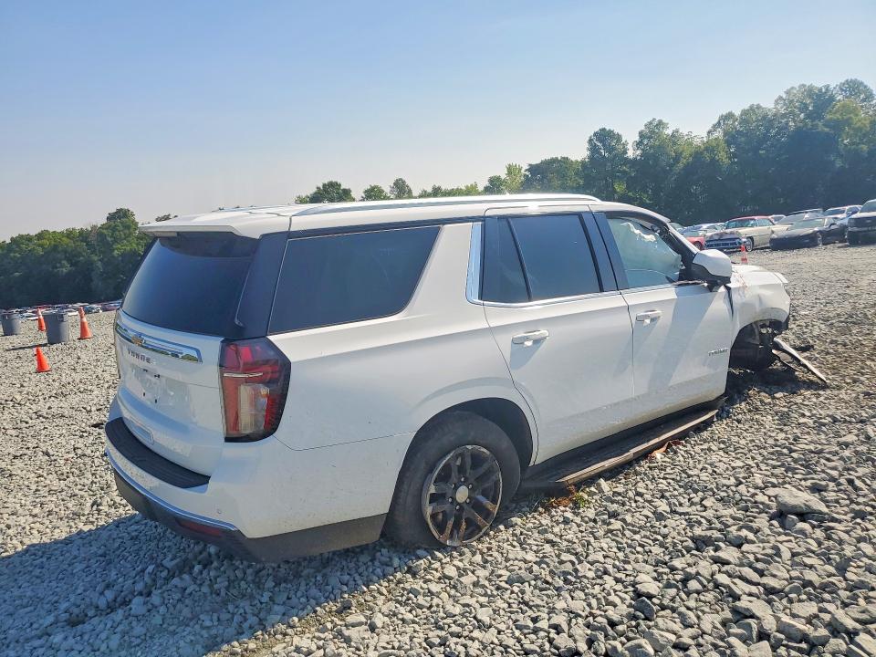 Photo 3 from auction – 2023 CHEVROLET TAHOE with VIN 1GNSKMKD1PR326462