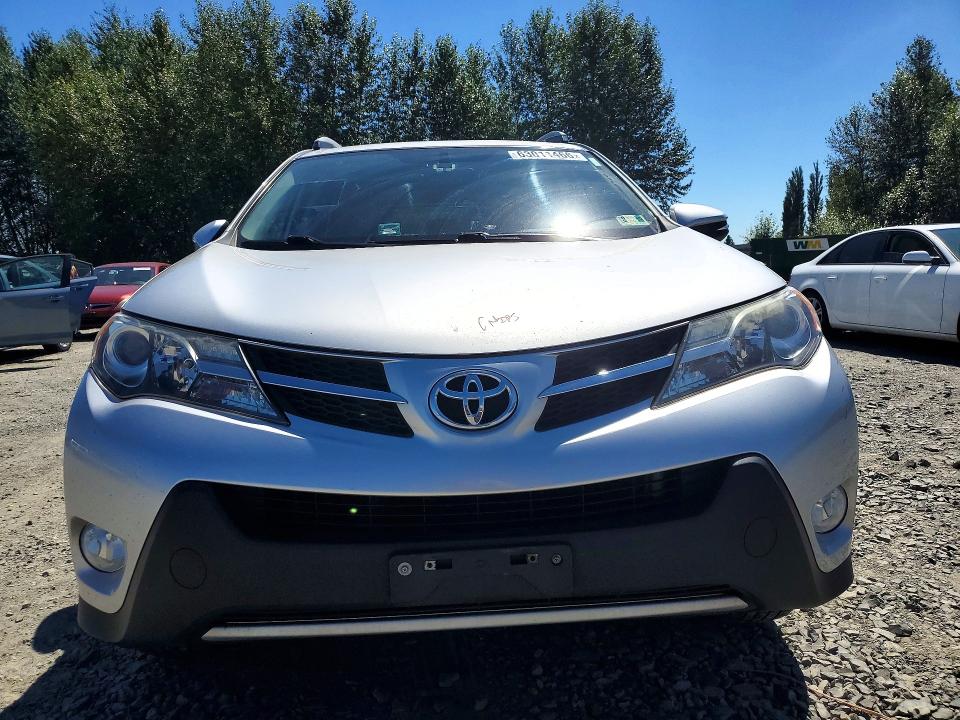 Photo 5 from auction – 2013 TOYOTA RAV4 with VIN JTMRFREV5DD012058