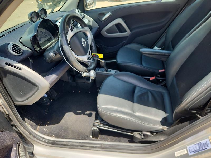 Photo 7 from auction – 2011 SMART FORTWO with VIN WMEEK3BA7BK510927