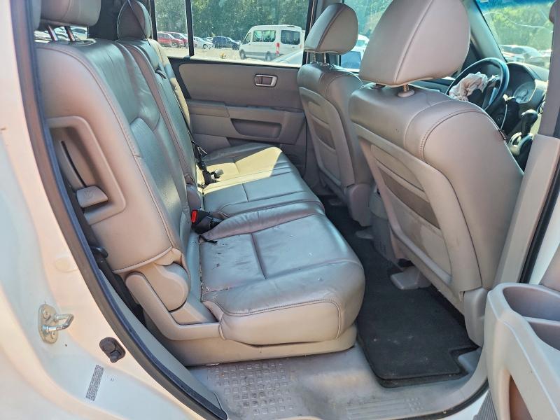 Photo 11 from auction – 2011 HONDA PILOT with VIN 5FNYF3H56BB052630