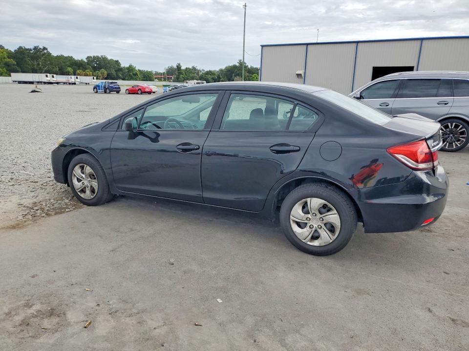 Photo 2 from auction – 2015 HONDA CIVIC with VIN 19XFB2F52FE037795