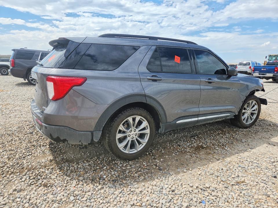 Photo 3 from auction – 2021 FORD EXPLORER with VIN 1FMSK8DH6MGB45201