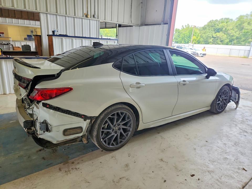 Photo 3 from auction – 2025 TOYOTA CAMRY with VIN 4T1DAACK4SU085059