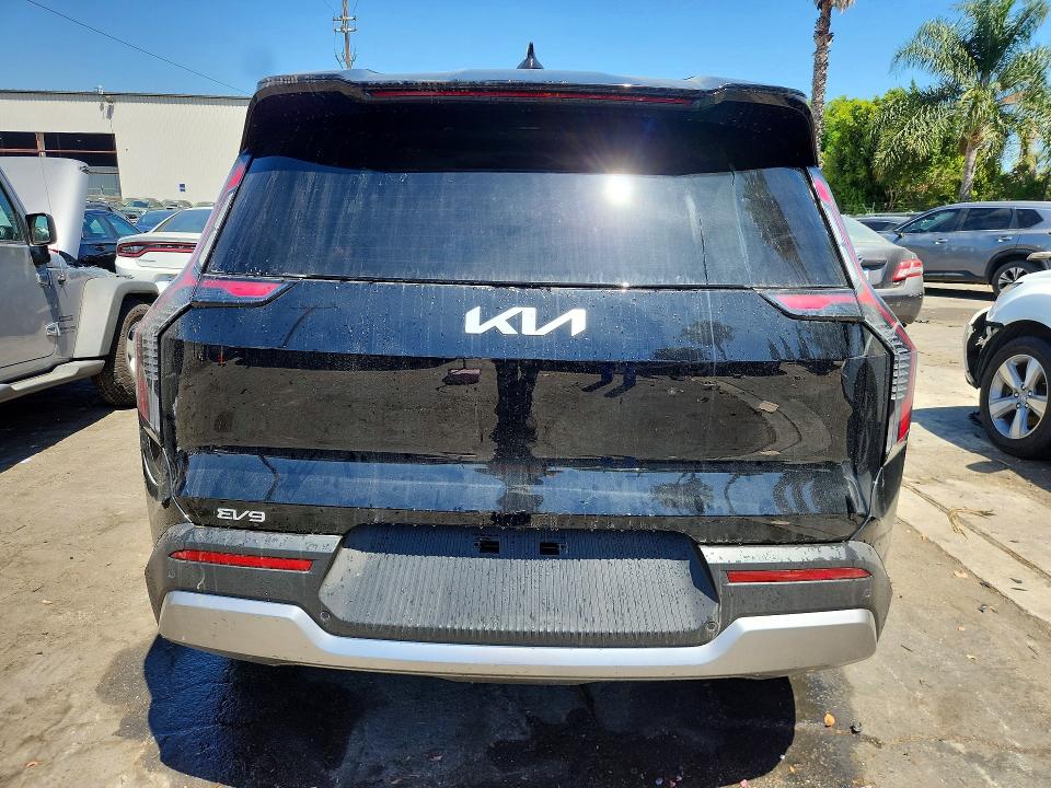 Photo 6 from auction – 2026 KIA EV9 with VIN 5XYAB5S10TG019678