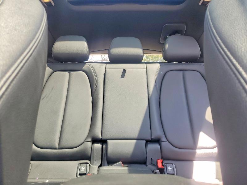 Photo 10 from auction – 2016 BMW X1 with VIN WBXHT3C38G5E53254