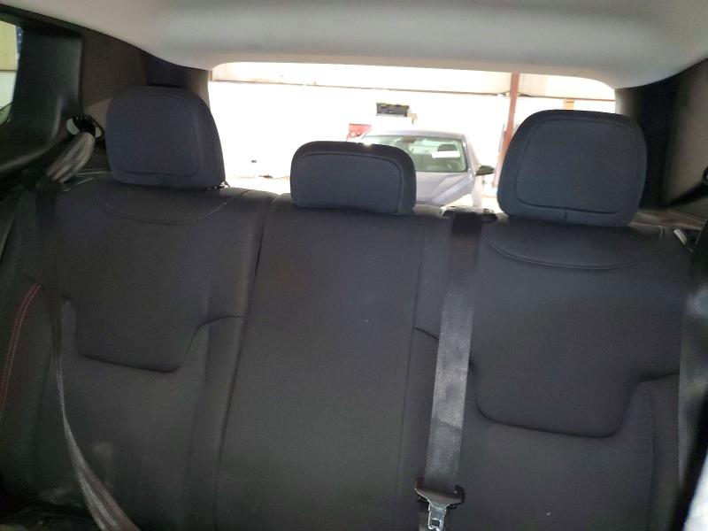 Photo 10 from auction – 2015 JEEP RENEGADE with VIN ZACCJBCT0FPB80370