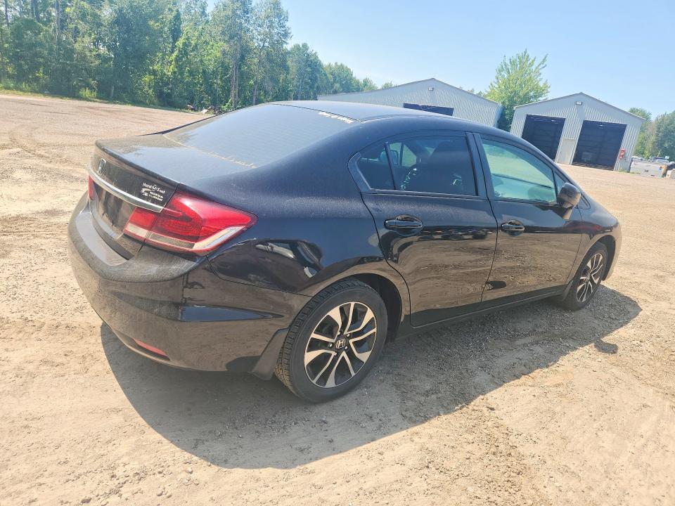 Photo 3 from auction – 2015 HONDA CIVIC with VIN 2HGFB2F5XFH000287