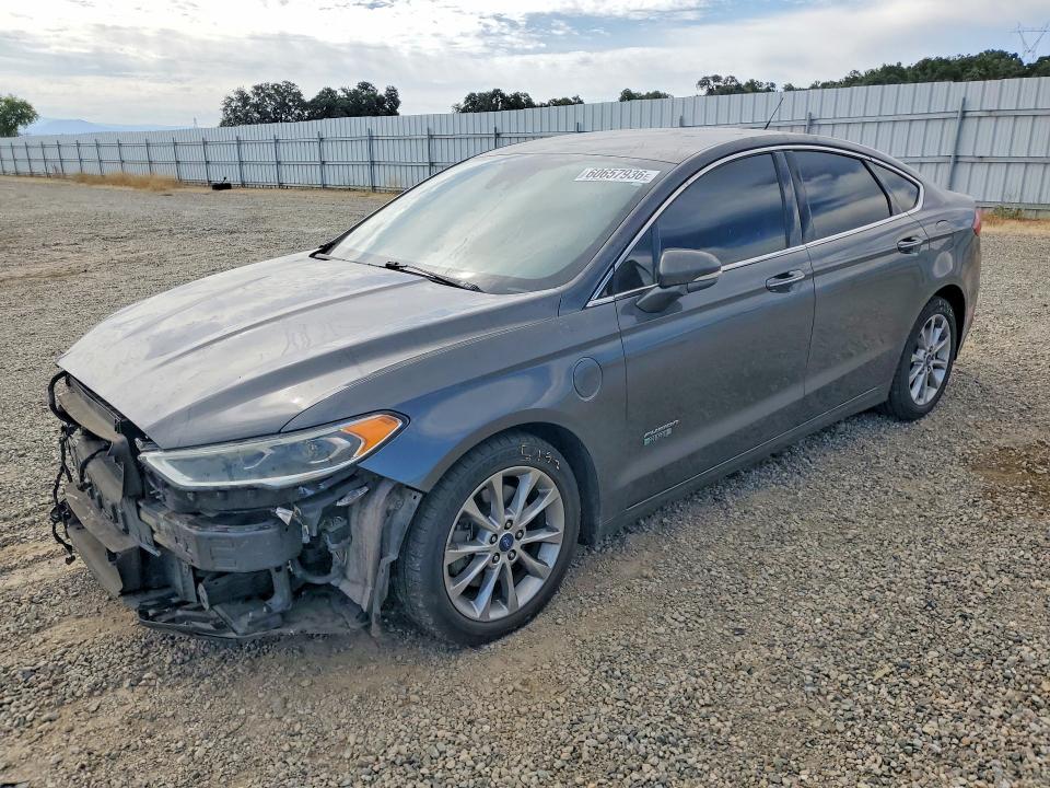 FORD FUSION 2017 with VIN 3FA6P0PU8HR229185 - Photo from auction