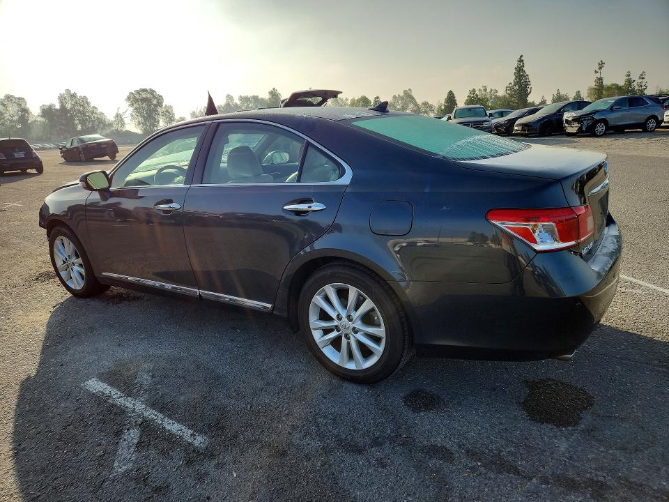 Photo 2 from auction – 2010 LEXUS ES with VIN JTHBK1EG8A2388680