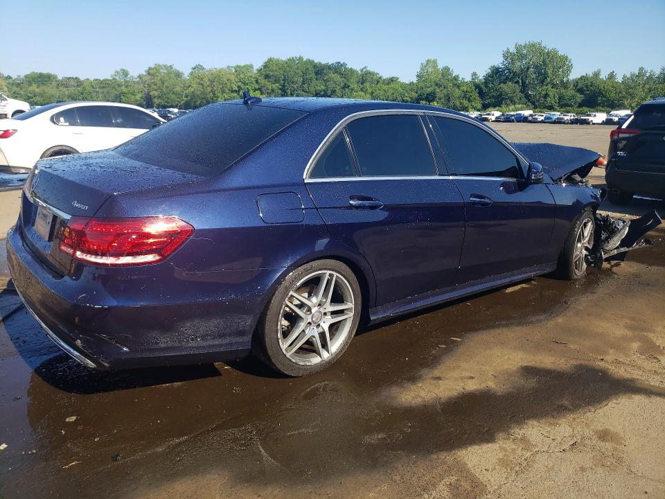 Foto 3 de la subasta – 2014 MERCEDES-BENZ E con VIN WDDHF8JBXEB058635