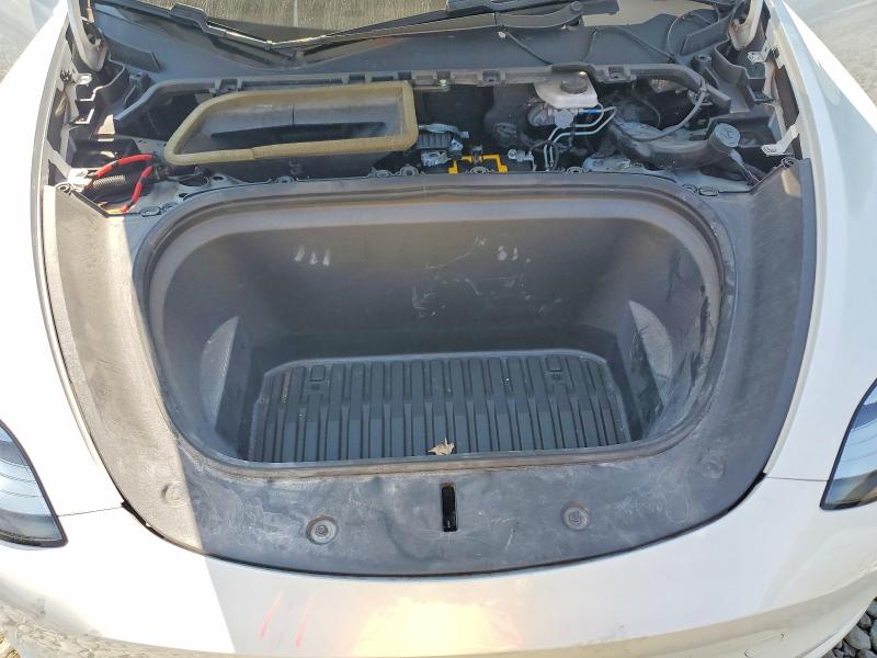 Photo 11 from auction – 2021 TESLA MODEL Y with VIN 5YJYGDEE8MF085705