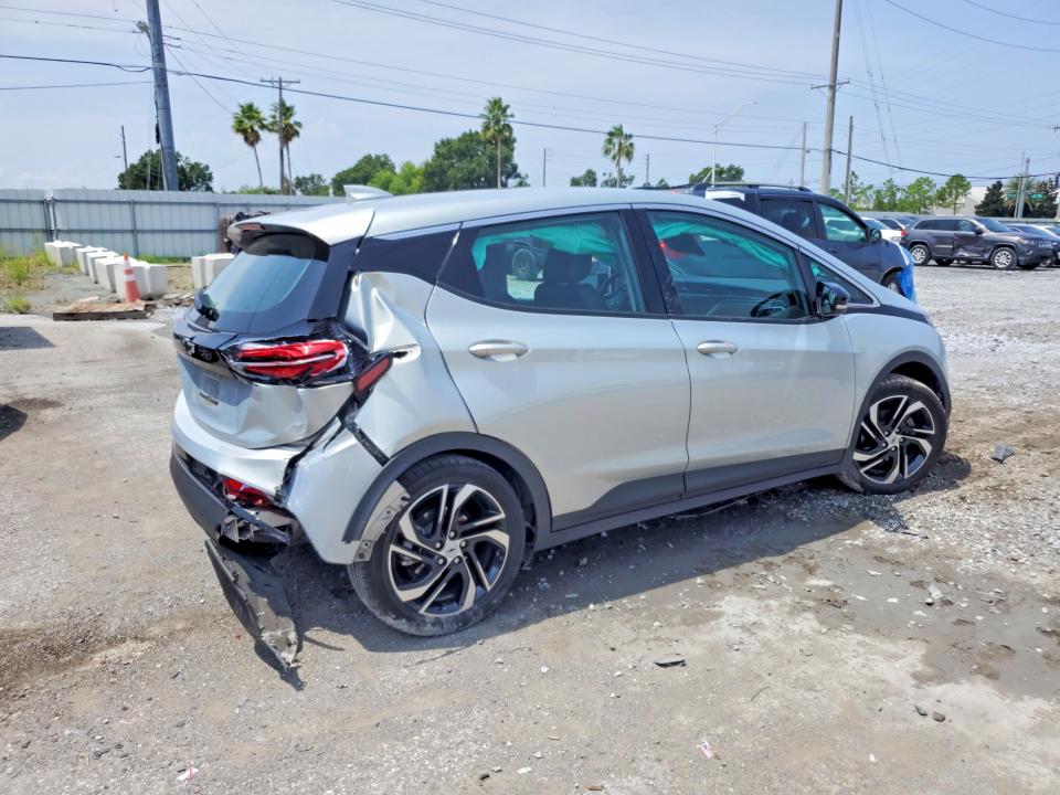 Photo 3 from auction – 2023 CHEVROLET BOLT EV with VIN 1G1FX6S00P4146352
