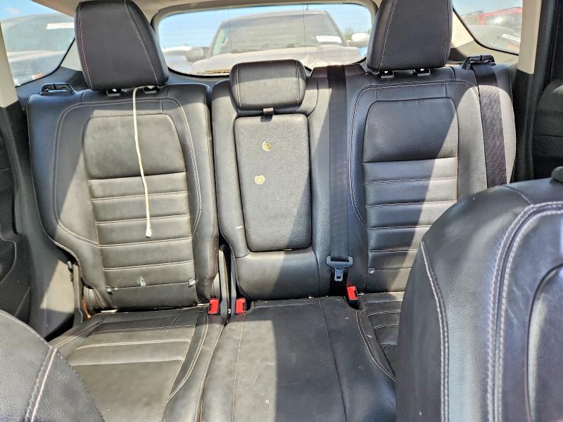 Photo 10 from auction – 2018 FORD ESCAPE with VIN 1FMCU9J9XJUA80593