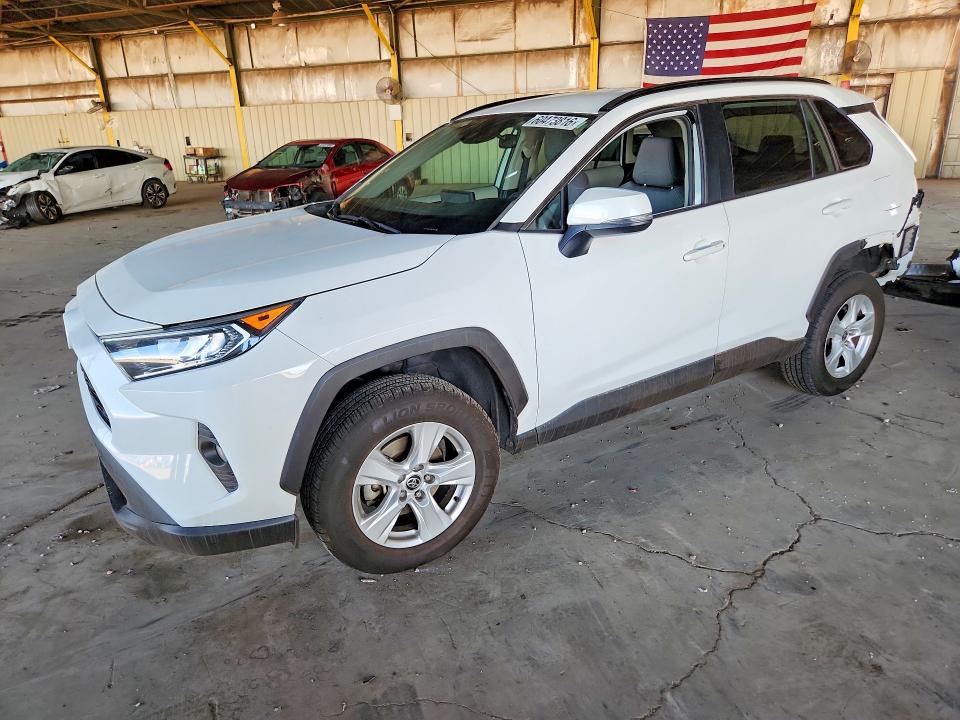 Photo 1 from auction – 2021 TOYOTA RAV4 with VIN 2T3W1RFV7MW127876