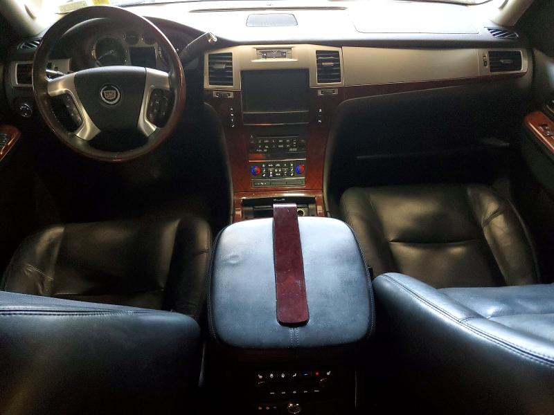 Photo 8 from auction – 2011 CADILLAC ESCALADE with VIN 1GYS4BEF7BR319040