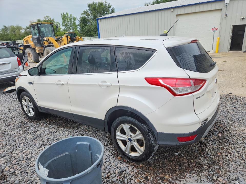 Photo 2 from auction – 2016 FORD ESCAPE with VIN 1FMCU0G72GUC86520