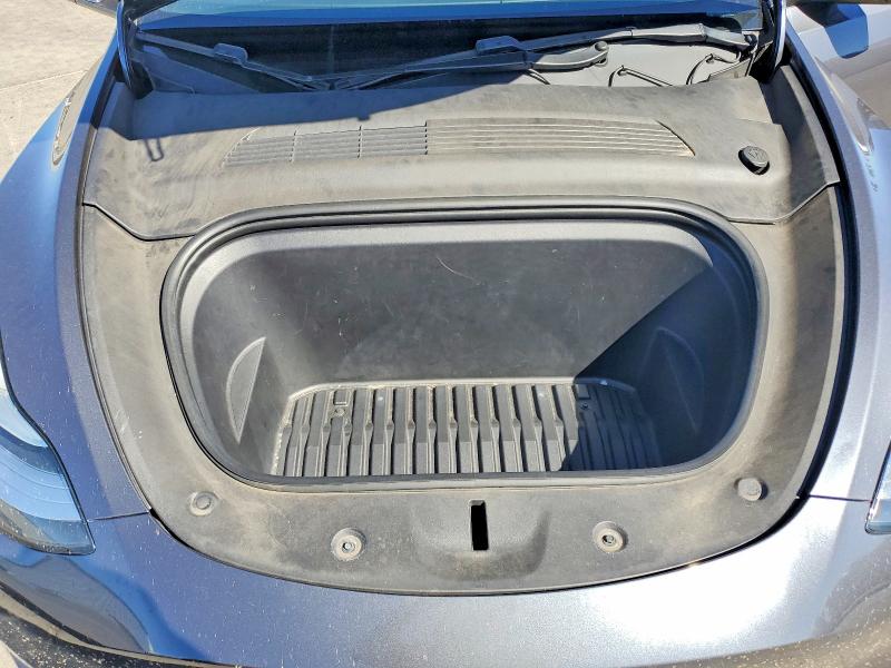 Photo 11 from auction – 2020 TESLA MODEL Y with VIN 5YJYGDEF7LF002420