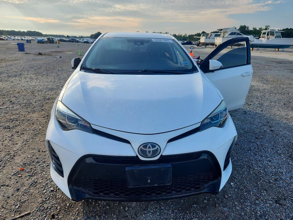 Photo 5 from auction – 2018 TOYOTA COROLLA with VIN 2T1BURHE6JC032038