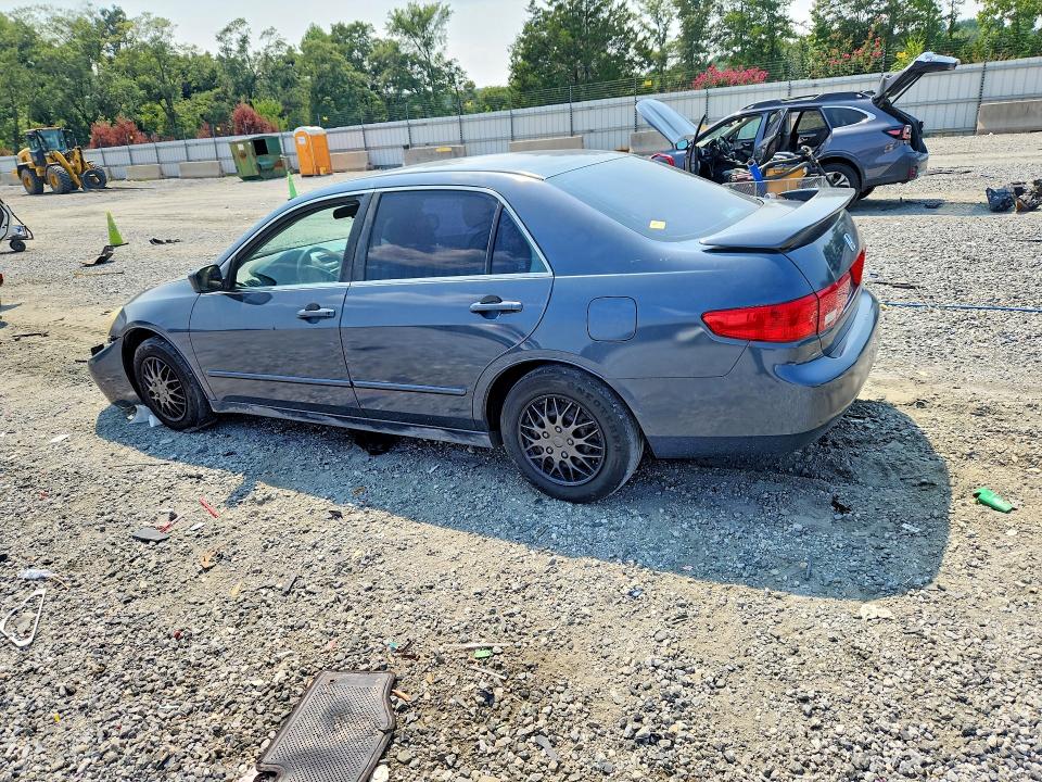 Photo 2 from auction – 2005 HONDA ACCORD with VIN 1HGCM56445A080995
