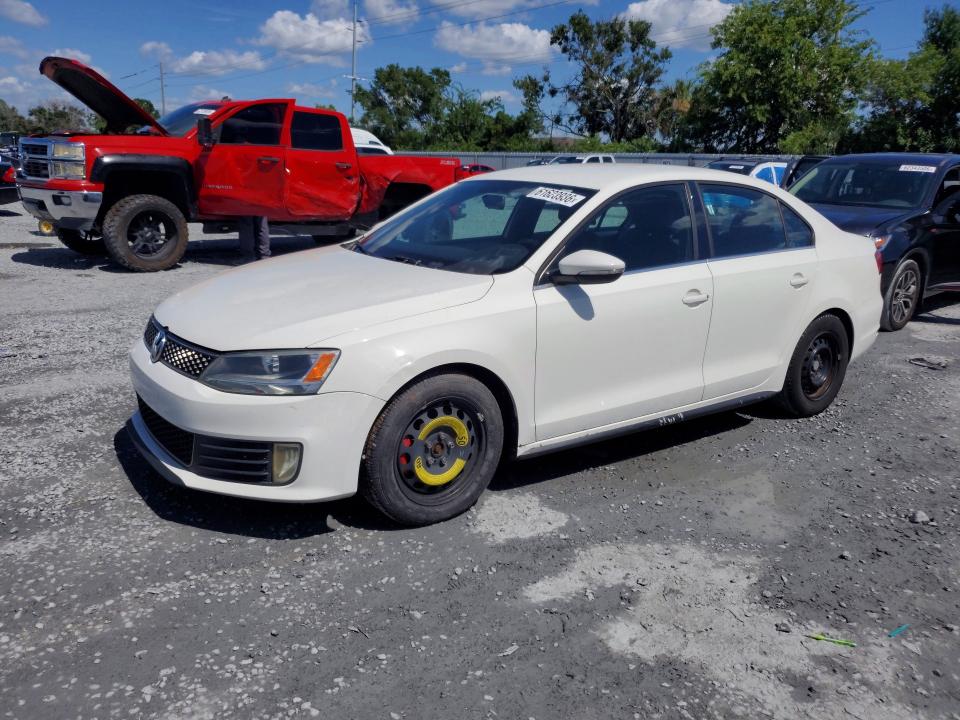2013 VOLKSWAGEN JETTA - Търг №61623936