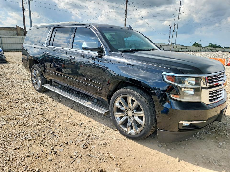 Photo 4 from auction – 2015 CHEVROLET SUBURBAN with VIN 1GNSKKKC9FR608424