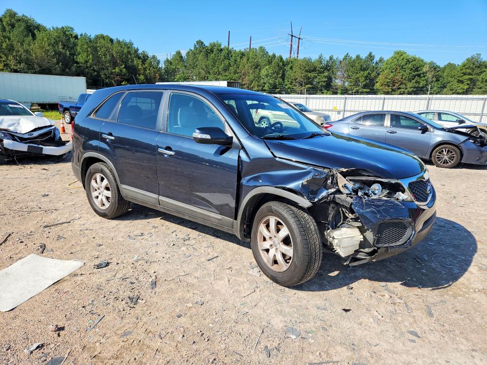Photo 4 from auction – 2012 KIA SORENTO with VIN 5XYKT3A12CG292175