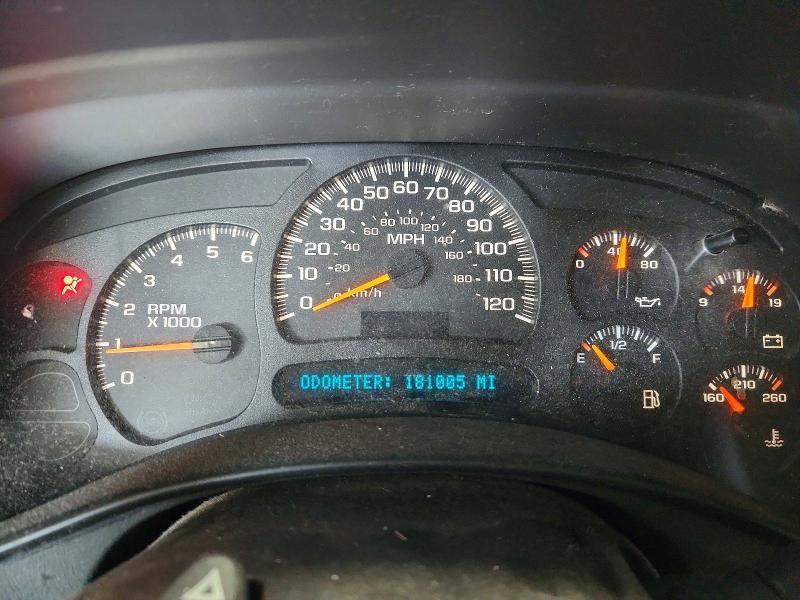 Photo 9 from auction – 2005 CHEVROLET SILVERADO with VIN 2GCEK13T651386351