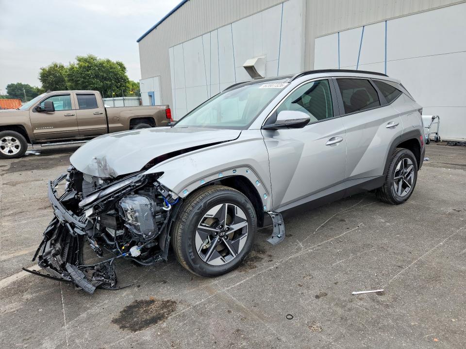 HYUNDAI TUCSON 2025 with VIN KM8JCDD10SU360897 - Photo from auction