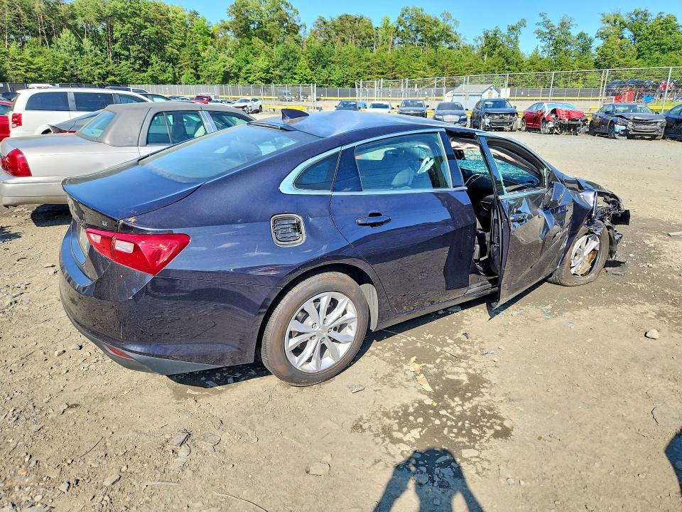 Photo 3 from auction – 2023 CHEVROLET MALIBU with VIN 1G1ZD5ST4PF222315