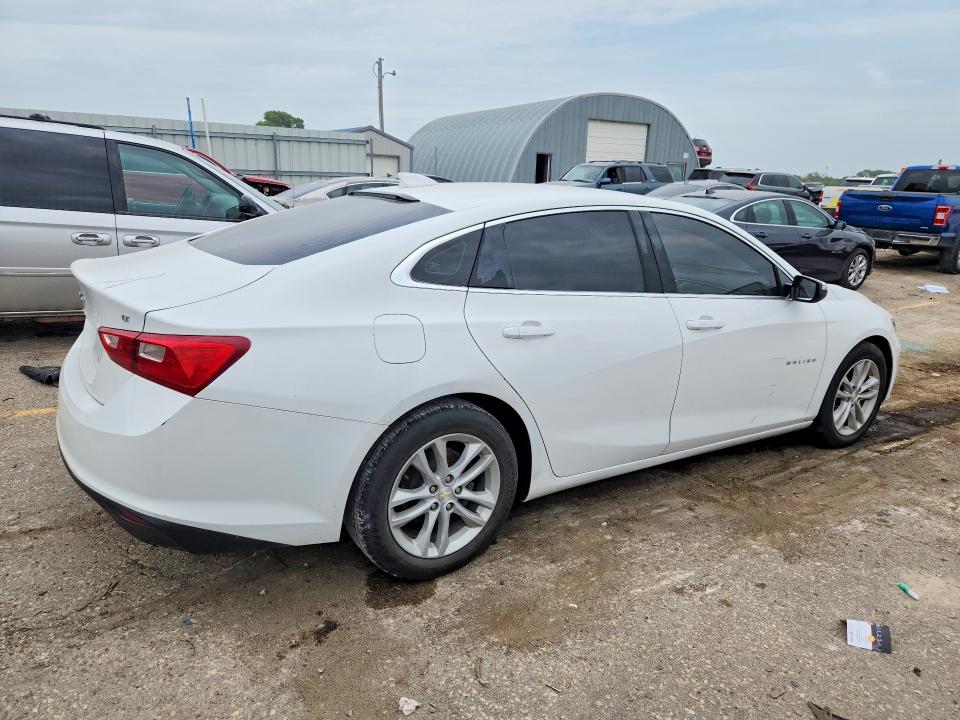 Photo 3 from auction – 2018 CHEVROLET MALIBU with VIN 1G1ZD5STXJF215585