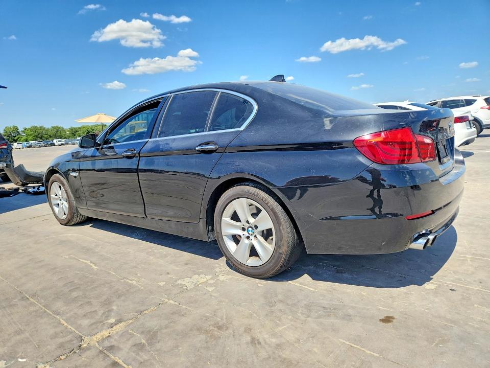 Photo 2 from auction – 2013 BMW 528 with VIN WBAXG5C5XDDY35551