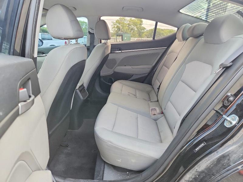 Photo 10 from auction – 2017 HYUNDAI ELANTRA with VIN 5NPD84LF0HH024508