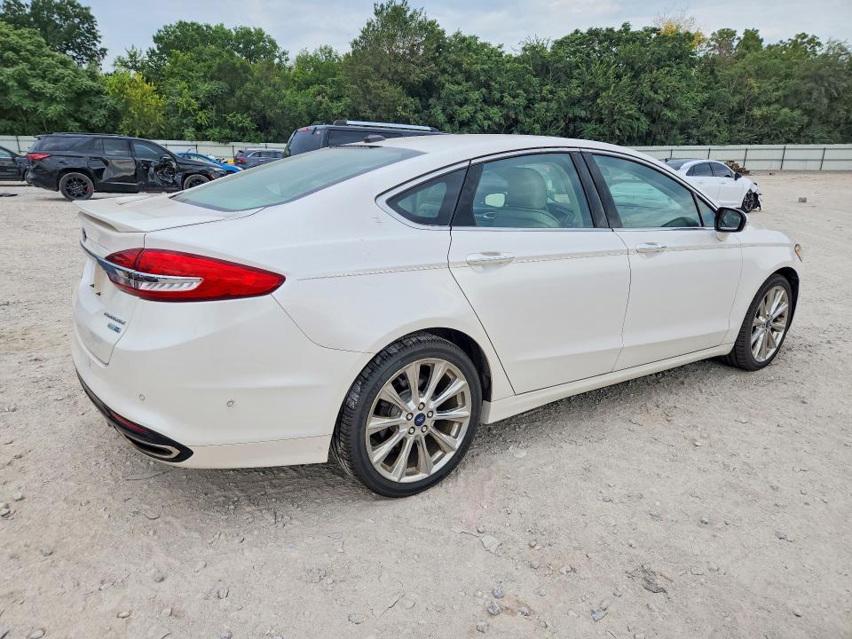 Photo 3 from auction – 2017 FORD FUSION with VIN 3FA6P0D92HR199813