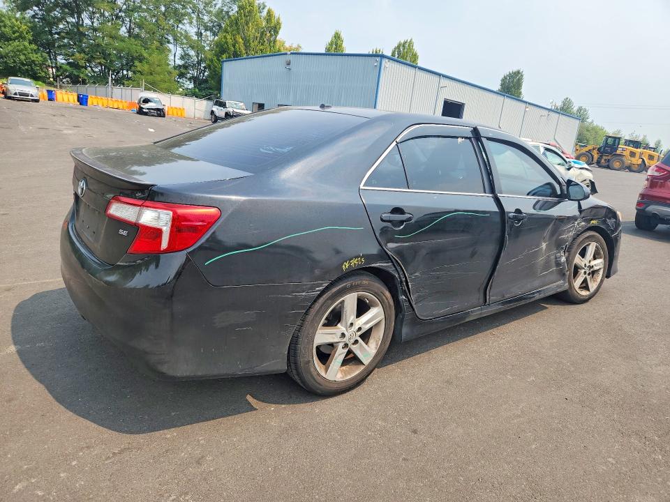 Photo 3 from auction – 2014 TOYOTA CAMRY with VIN 4T1BF1FK1EU387515