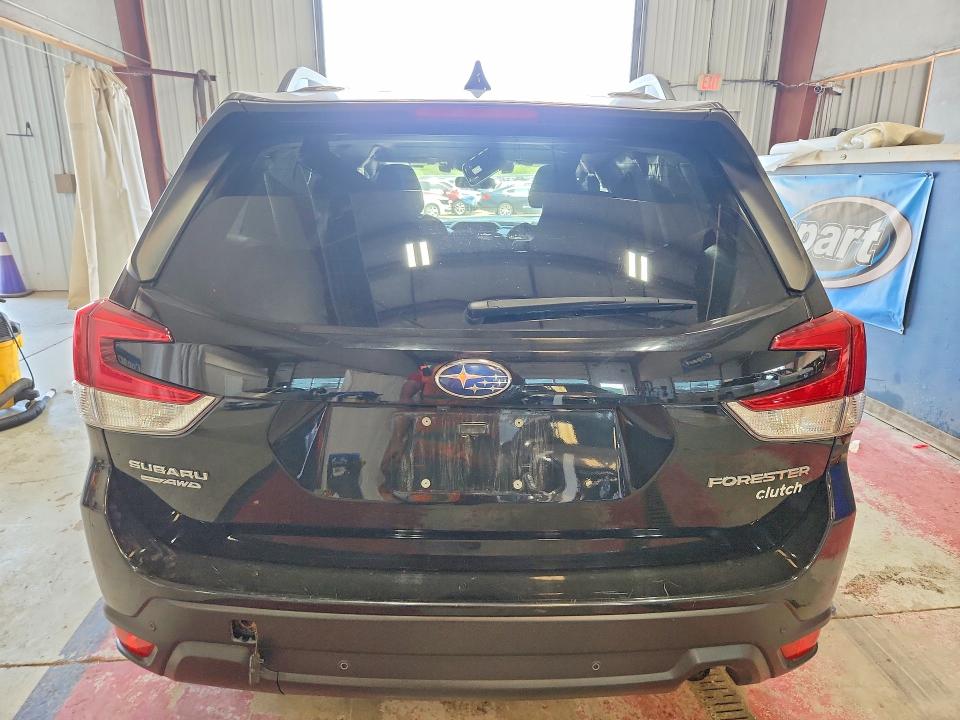 Photo 6 from auction – 2019 SUBARU FORESTER with VIN JF2SKEGC0KH583241